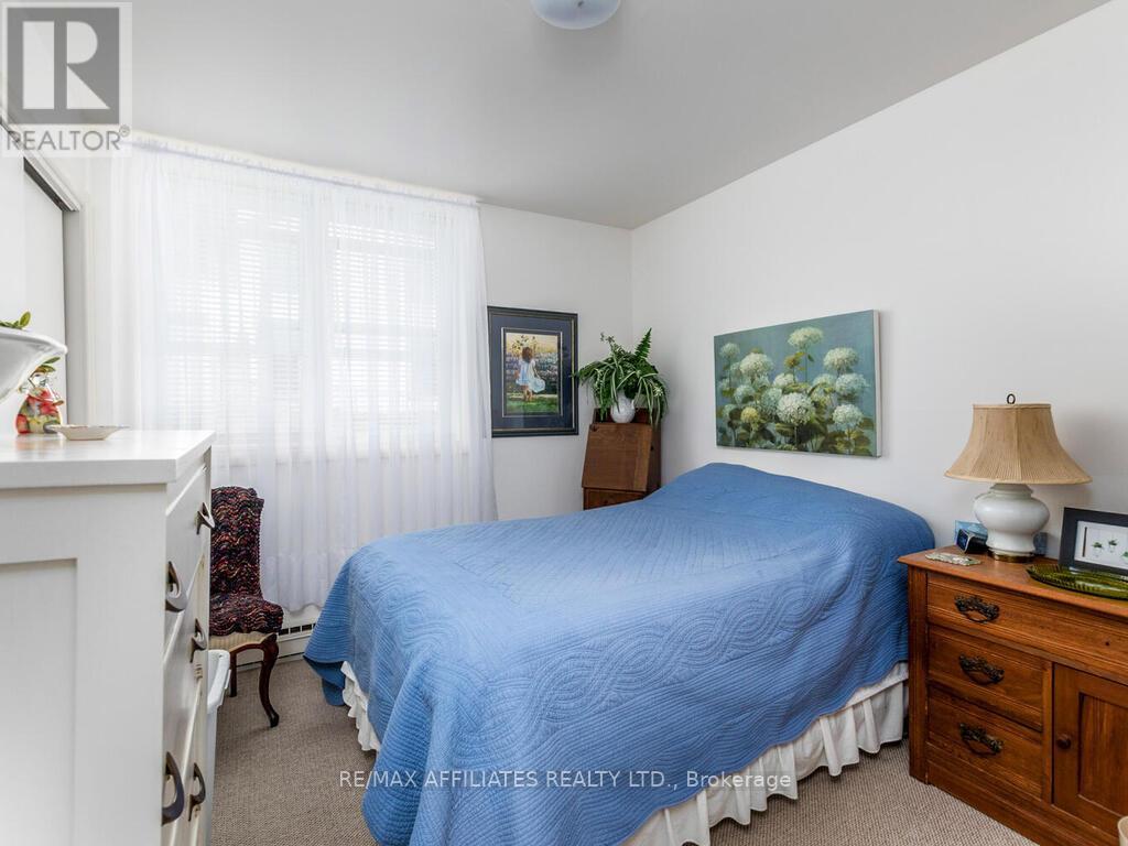 6-8 Market Square, Perth, Ontario  K7H 1V7 - Photo 15 - X12385439