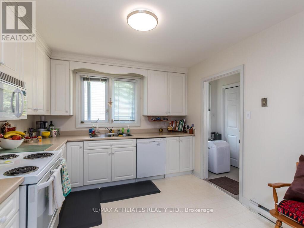 6-8 Market Square, Perth, Ontario  K7H 1V7 - Photo 20 - X12385439