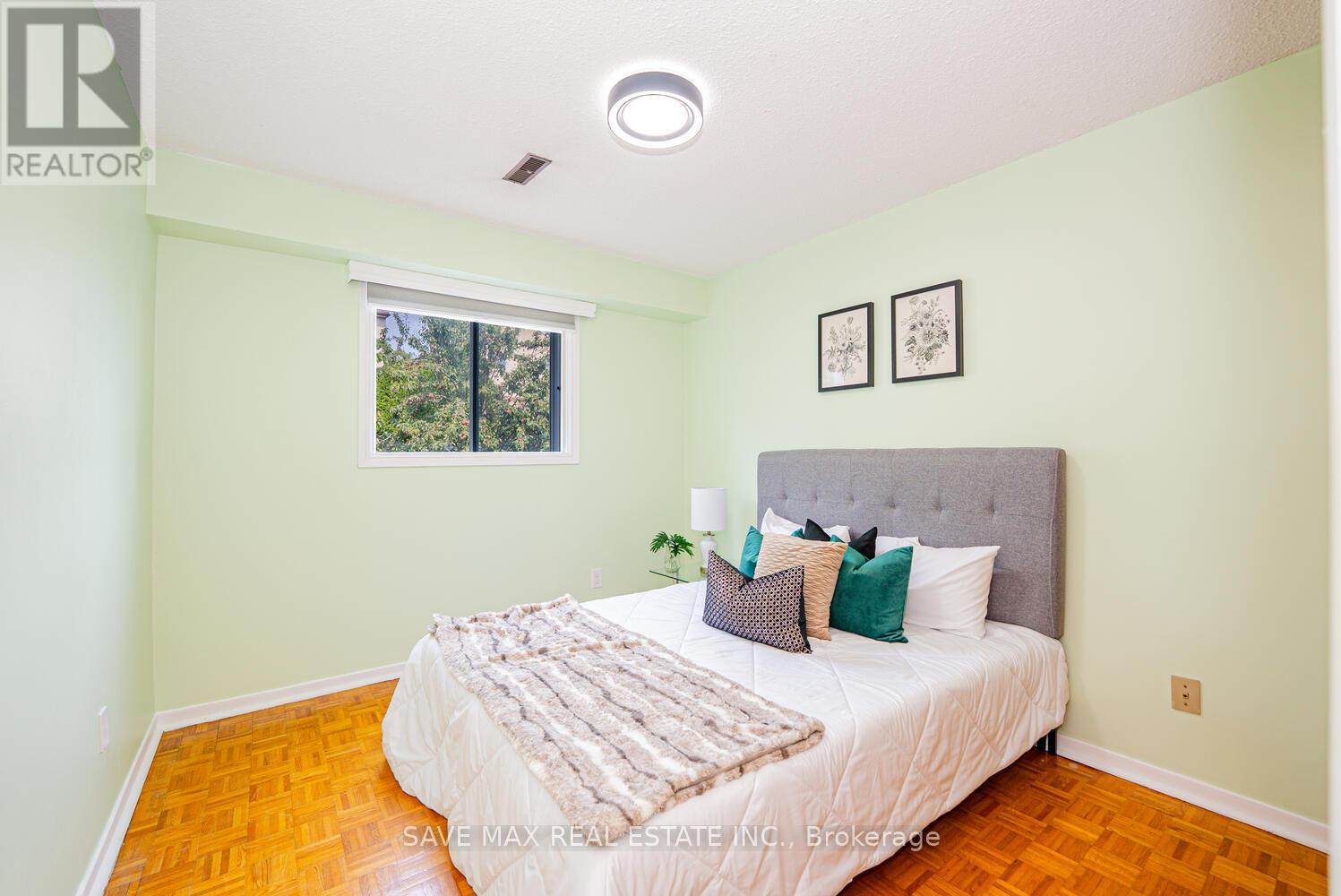 26 Fawcett Trail, Toronto, Ontario  M1B 3B3 - Photo 24 - E12421260