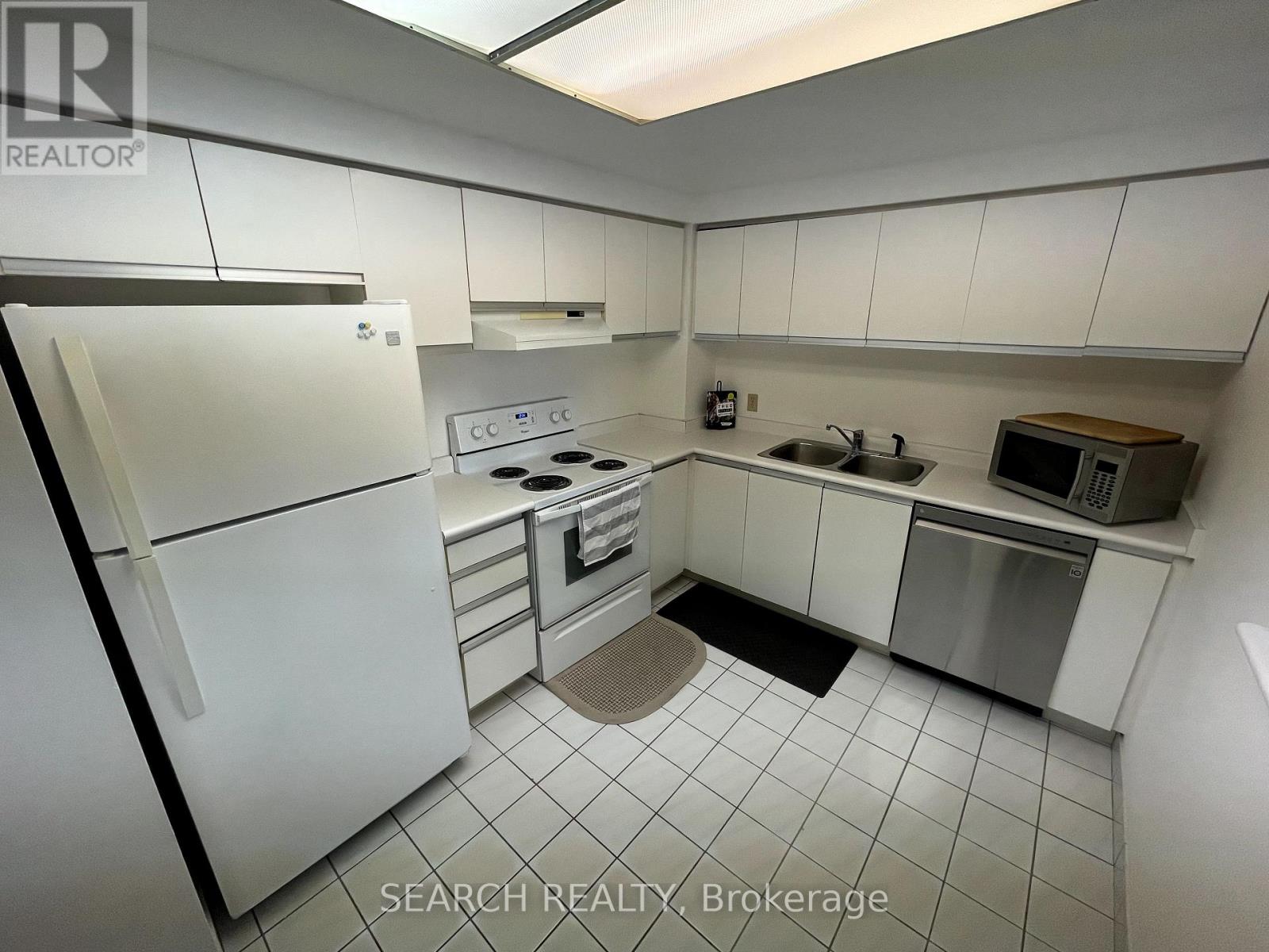505 - 711 Rossland Road E, Whitby, Ontario  L1N 8Z1 - Photo 12 - E12421320