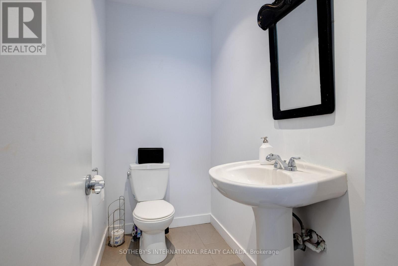 102 - 747 Queen Street E, Toronto, Ontario  M4M 1H3 - Photo 12 - E12421369