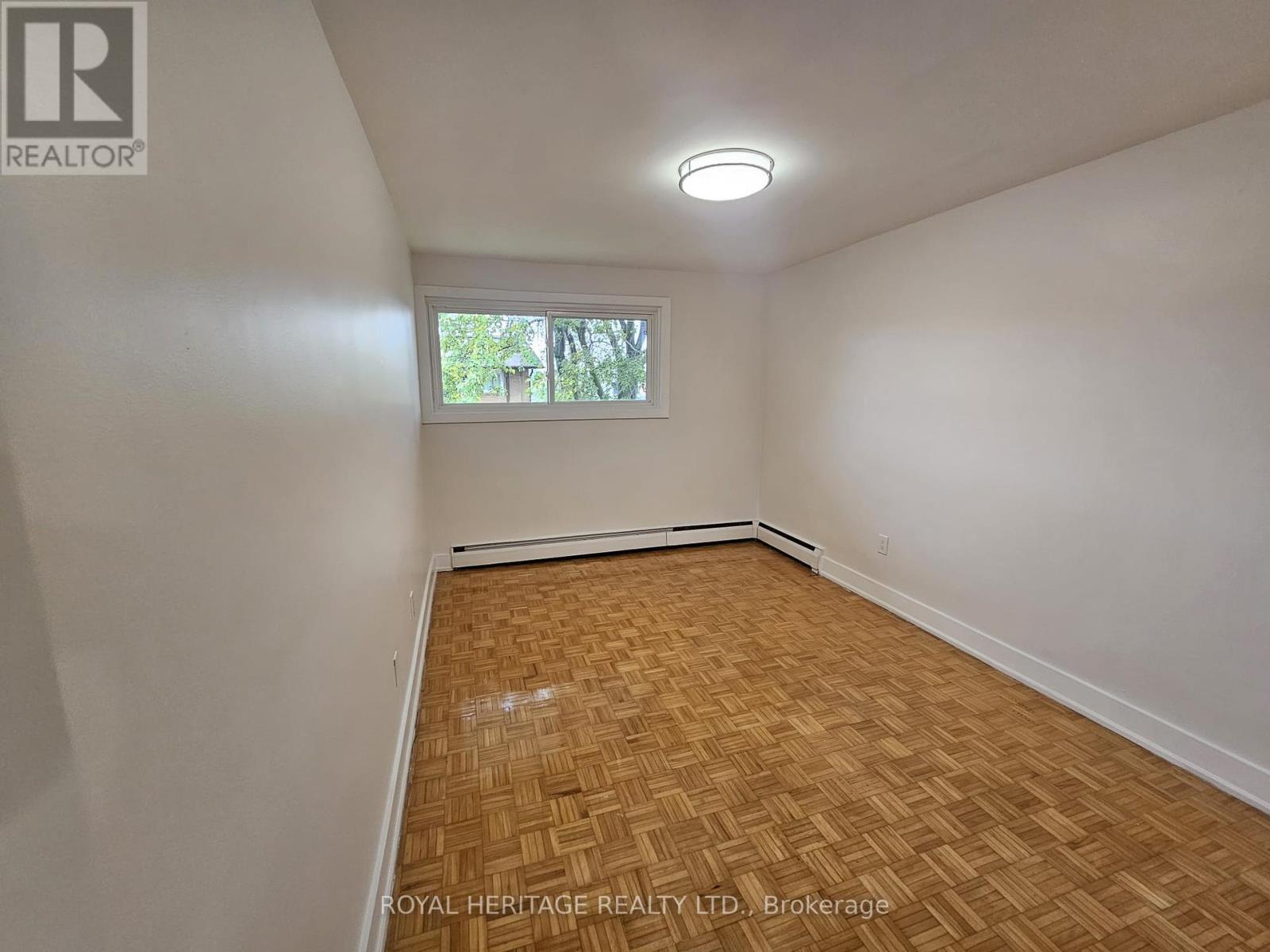 206 - 949 Simcoe Street N, Oshawa, Ontario  L1G 4W3 - Photo 5 - E12421428