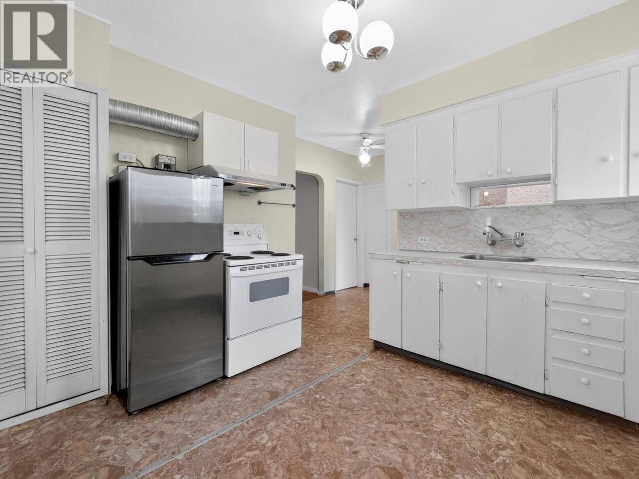 3069 E 18th Avenue, Vancouver, British Columbia  V5M 2R4 - Photo 9 - R3051124
