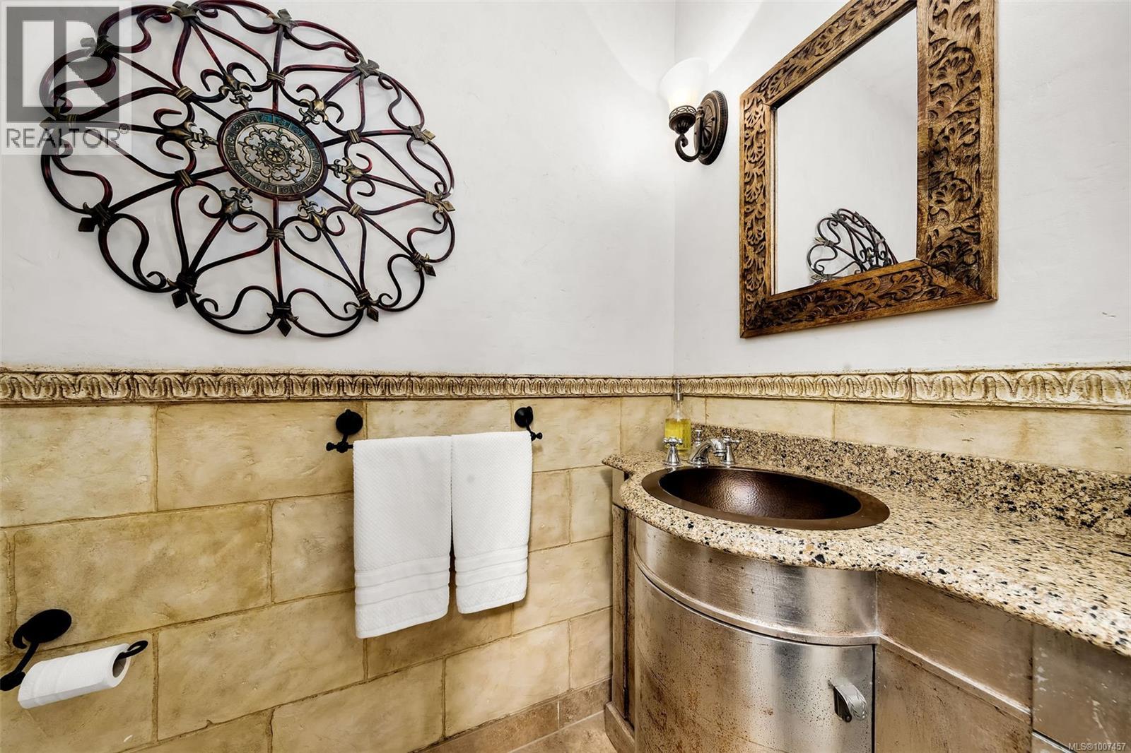 5388 Parker Ave, Saanich, British Columbia  V8Y 2M9 - Photo 32 - 1007457