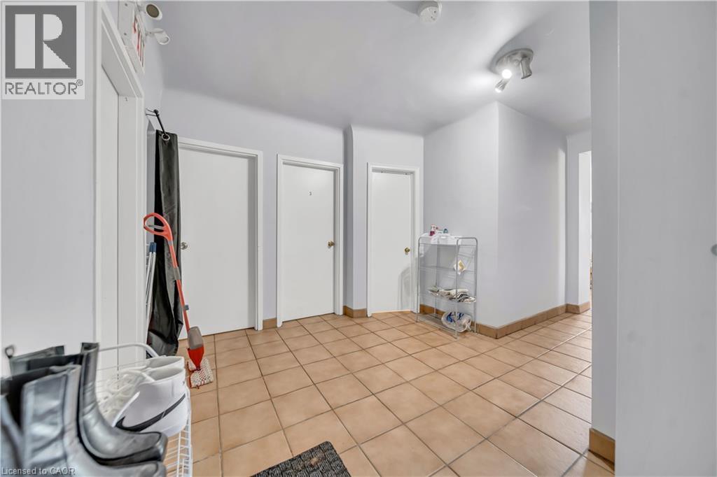 24 Columbia Street W, Waterloo, Ontario  N2L 3K3 - Photo 23 - 40772780