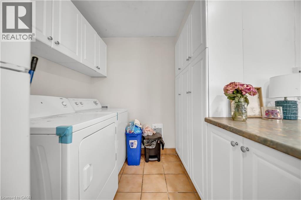 24 Columbia Street W, Waterloo, Ontario  N2L 3K3 - Photo 14 - 40772780