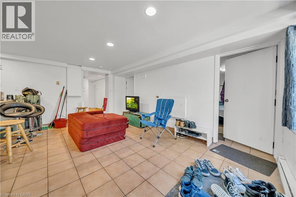 24 Columbia Street W, Waterloo, Ontario  N2L 3K3 - Photo 38 - 40772780