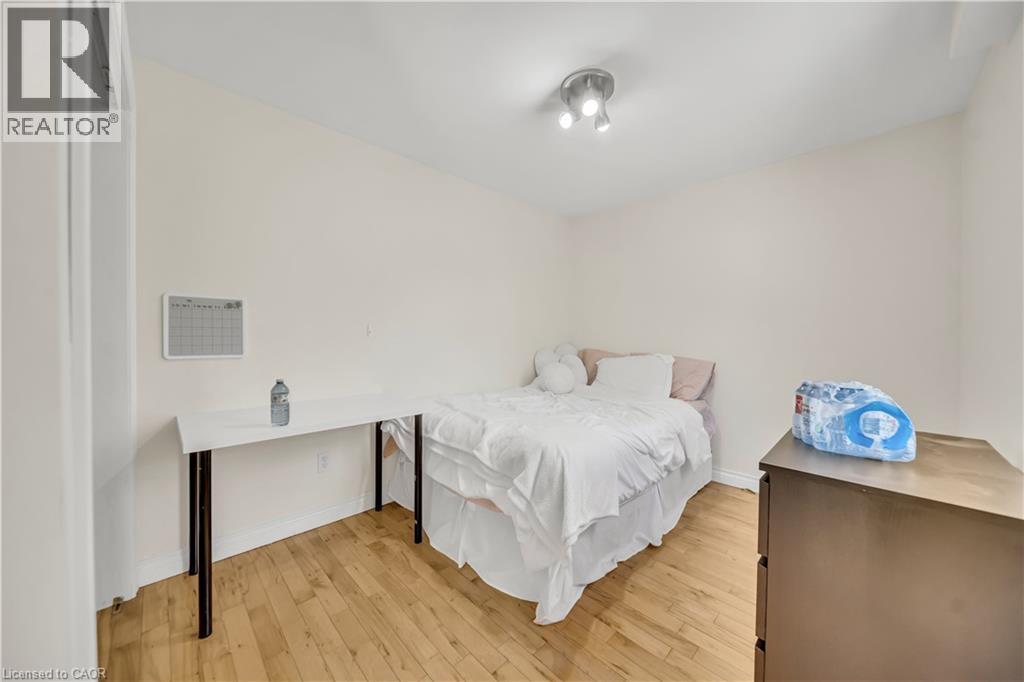 24 Columbia Street W, Waterloo, Ontario  N2L 3K3 - Photo 19 - 40772780