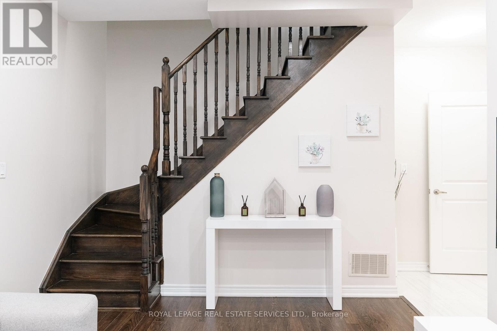 13 - 9621 Jane Street, Vaughan, Ontario  L6A 4G5 - Photo 25 - N12421258