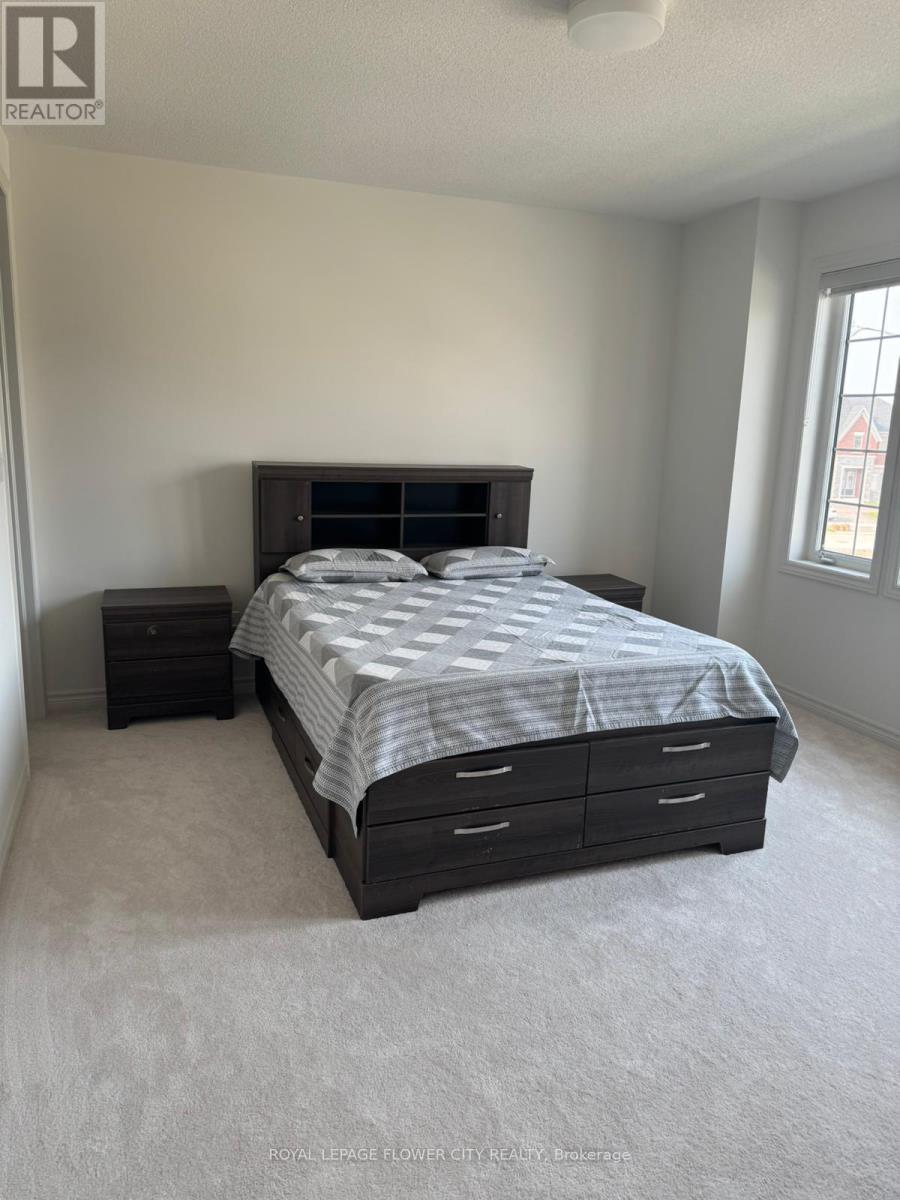 32 Twinleaf Crescent, Adjala-Tosorontio, Ontario  L0G 1W0 - Photo 12 - N12421264