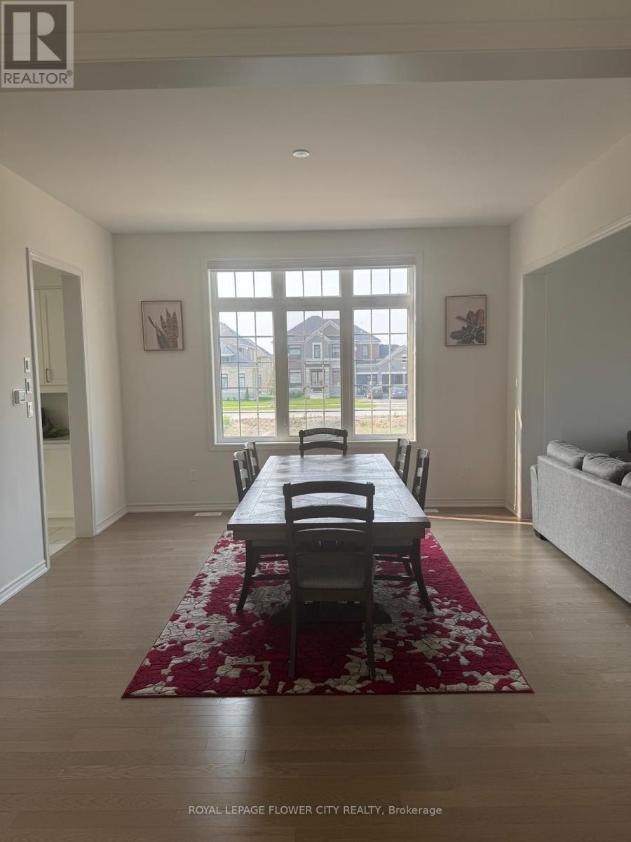 32 Twinleaf Crescent, Adjala-Tosorontio, Ontario  L0G 1W0 - Photo 6 - N12421264