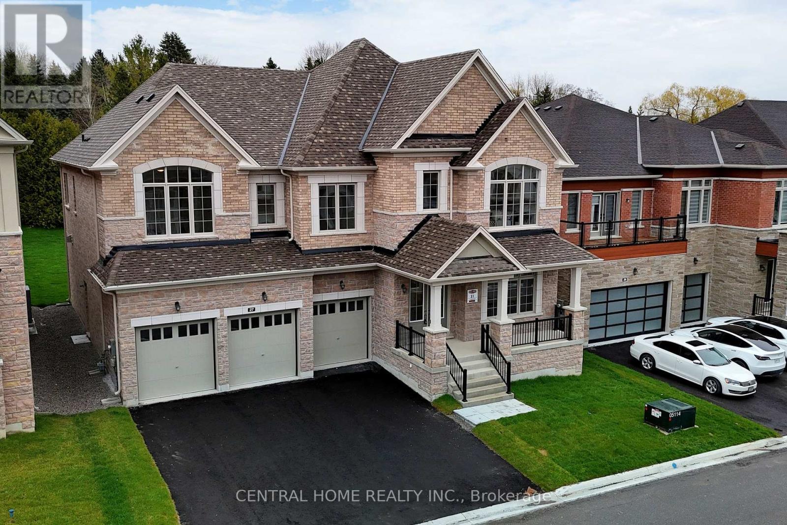 27 Upbound Court, East Gwillimbury, Ontario  L9N 0E5 - Photo 40 - N12421303