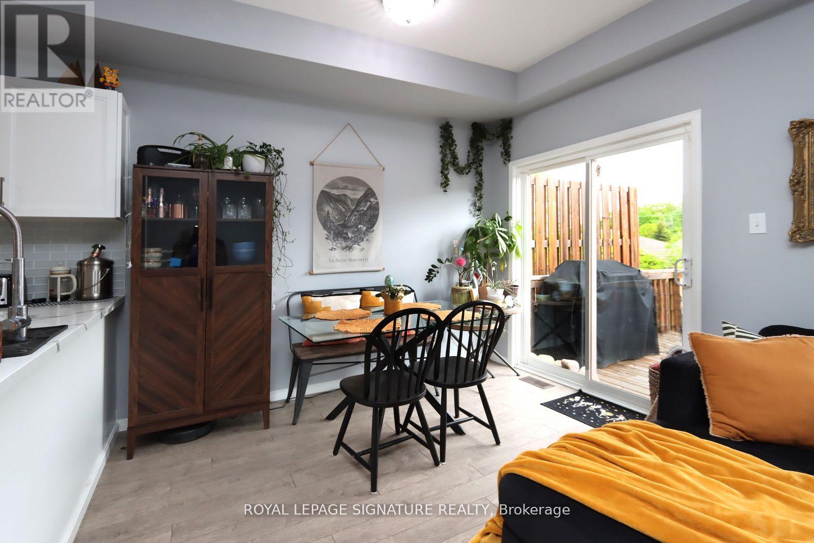 51 - 175 Stanley Street, Barrie, Ontario  L4M 0G2 - Photo 4 - S12421319