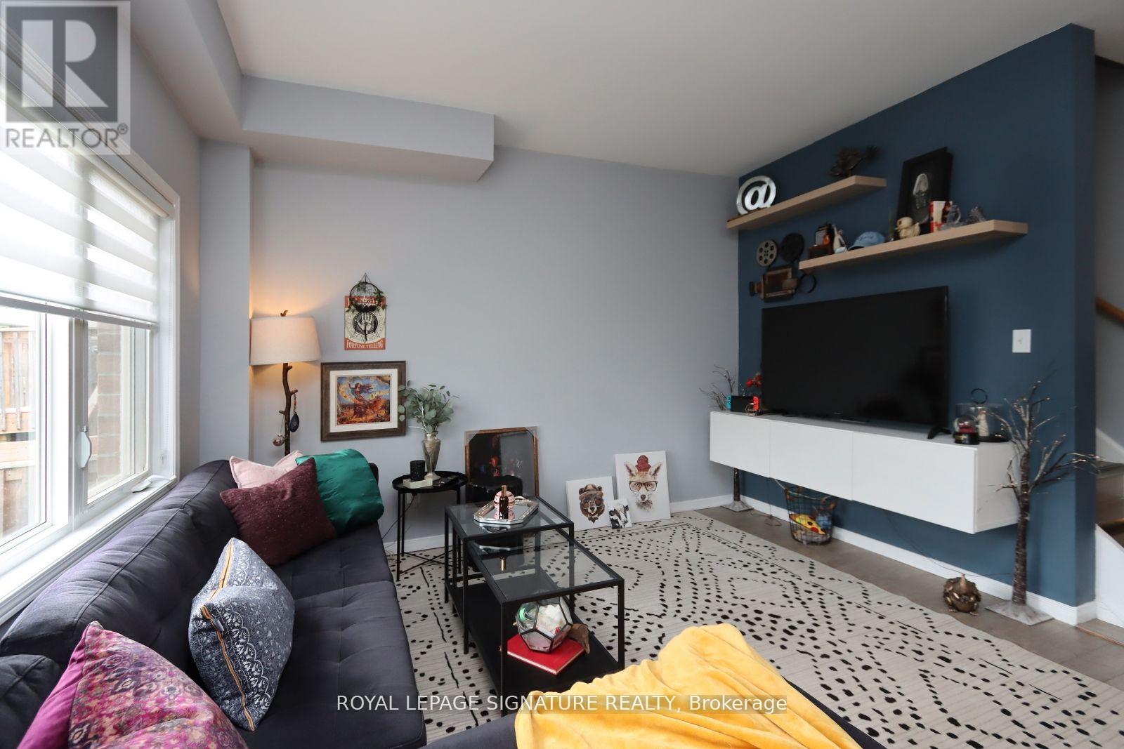 51 - 175 Stanley Street, Barrie, Ontario  L4M 0G2 - Photo 8 - S12421319