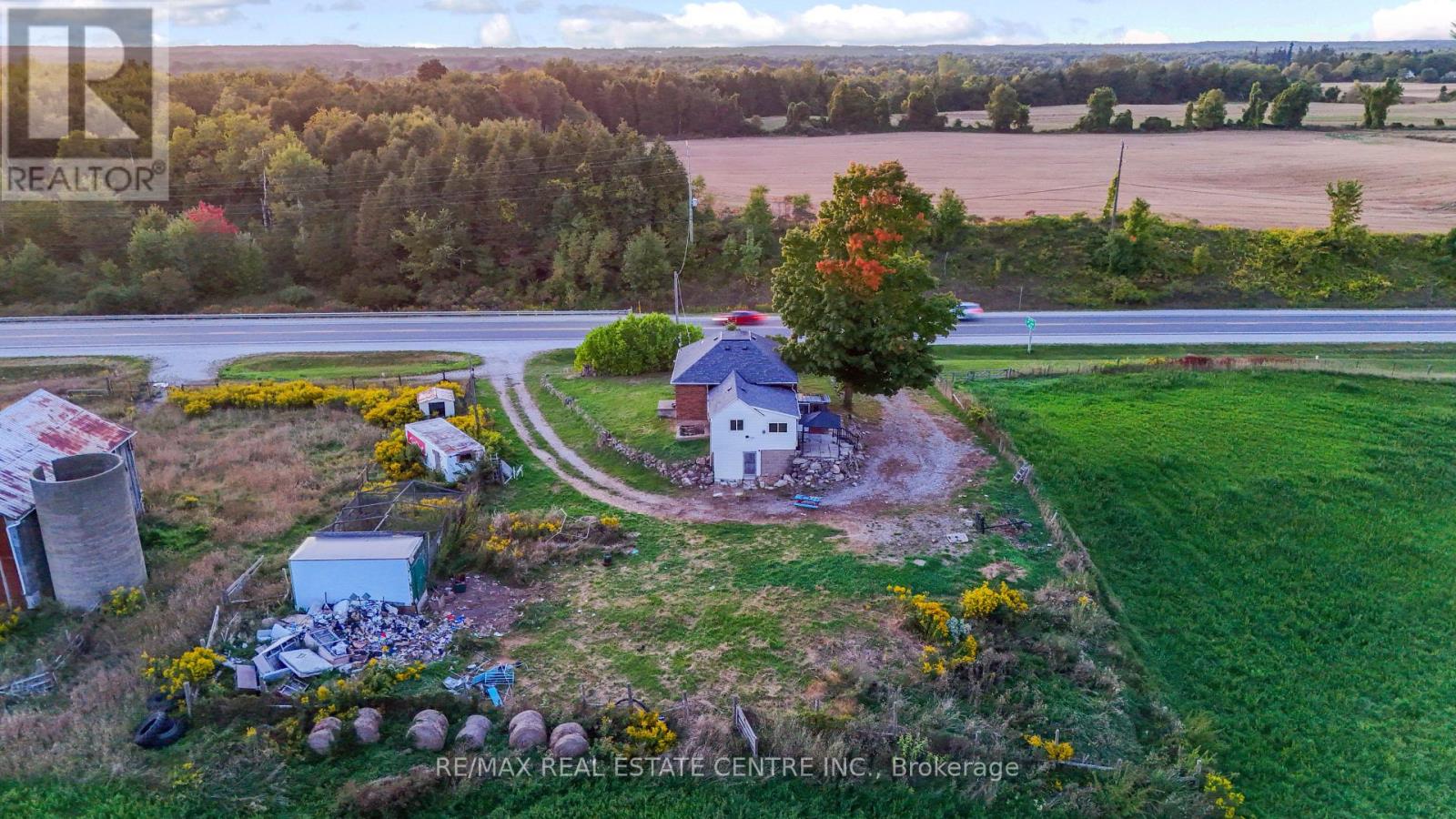 11648 Highway 7, Halton Hills (Rural Halton Hills), Ontario  L7J 2L8 - Photo 11 - W12421268