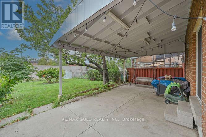 7433 Sigsbee Drive, Mississauga, Ontario  L4T 3S5 - Photo 46 - W12421276