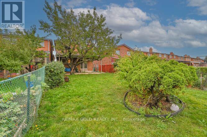 7433 Sigsbee Drive, Mississauga, Ontario  L4T 3S5 - Photo 49 - W12421276