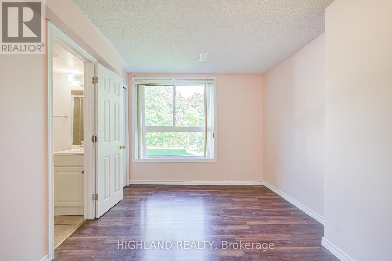 2591 Robin Drive, Mississauga, Ontario  L5K 2G2 - Photo 41 - W12421278