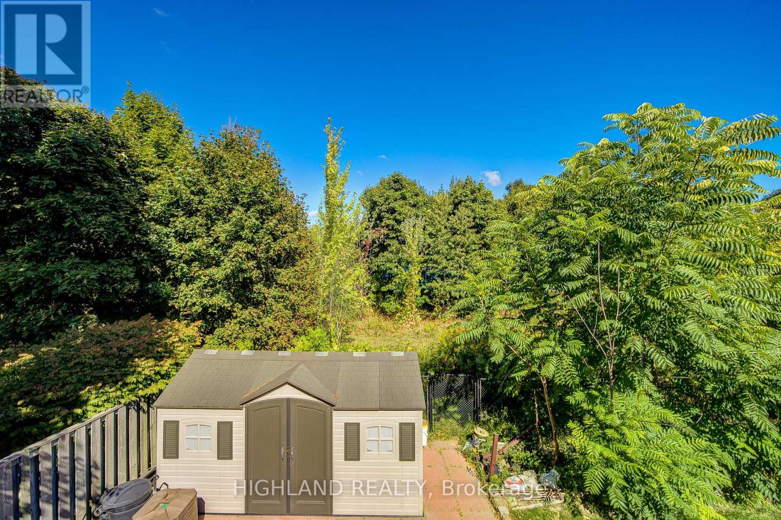 2591 Robin Drive, Mississauga, Ontario  L5K 2G2 - Photo 6 - W12421278