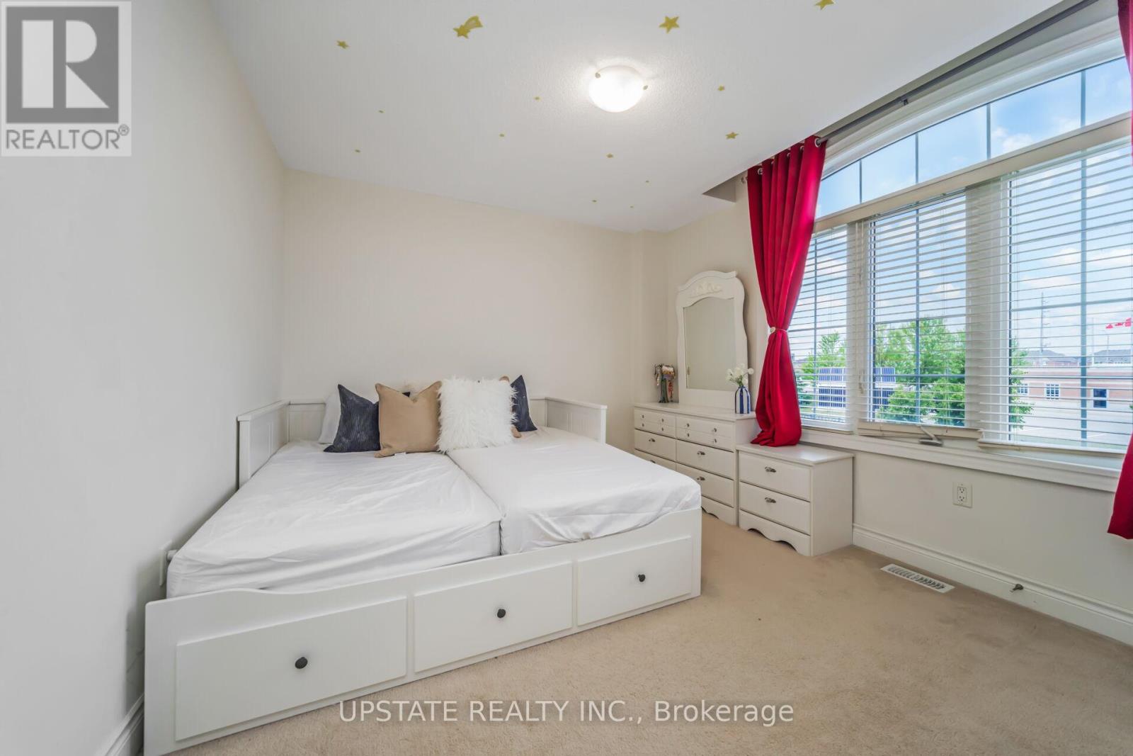 38 Rising Hill Ridge, Brampton, Ontario  L6Y 6B5 - Photo 17 - W12421360