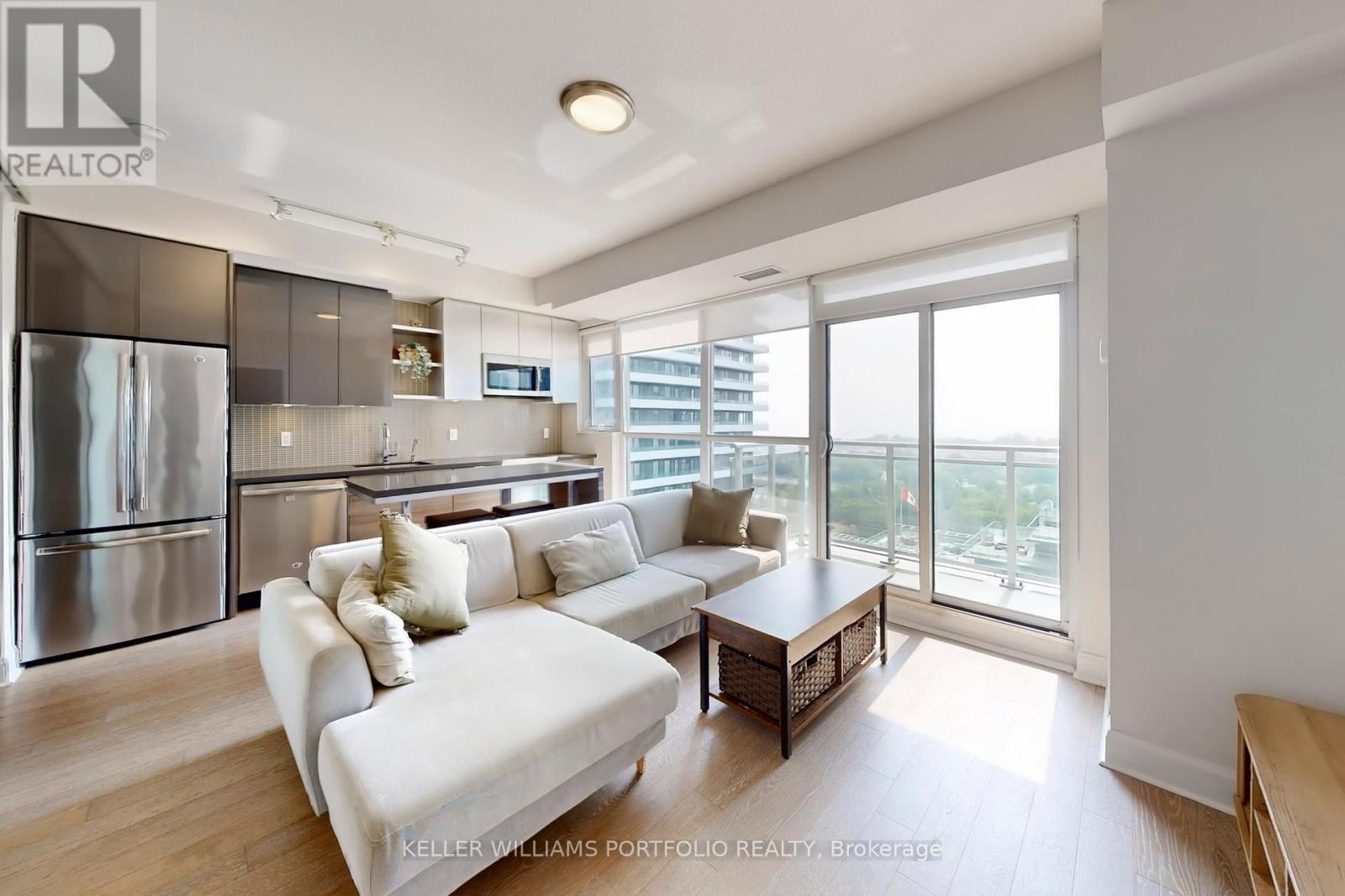 1311 - 33 SHORE BREEZE DRIVE, Toronto, Ontario