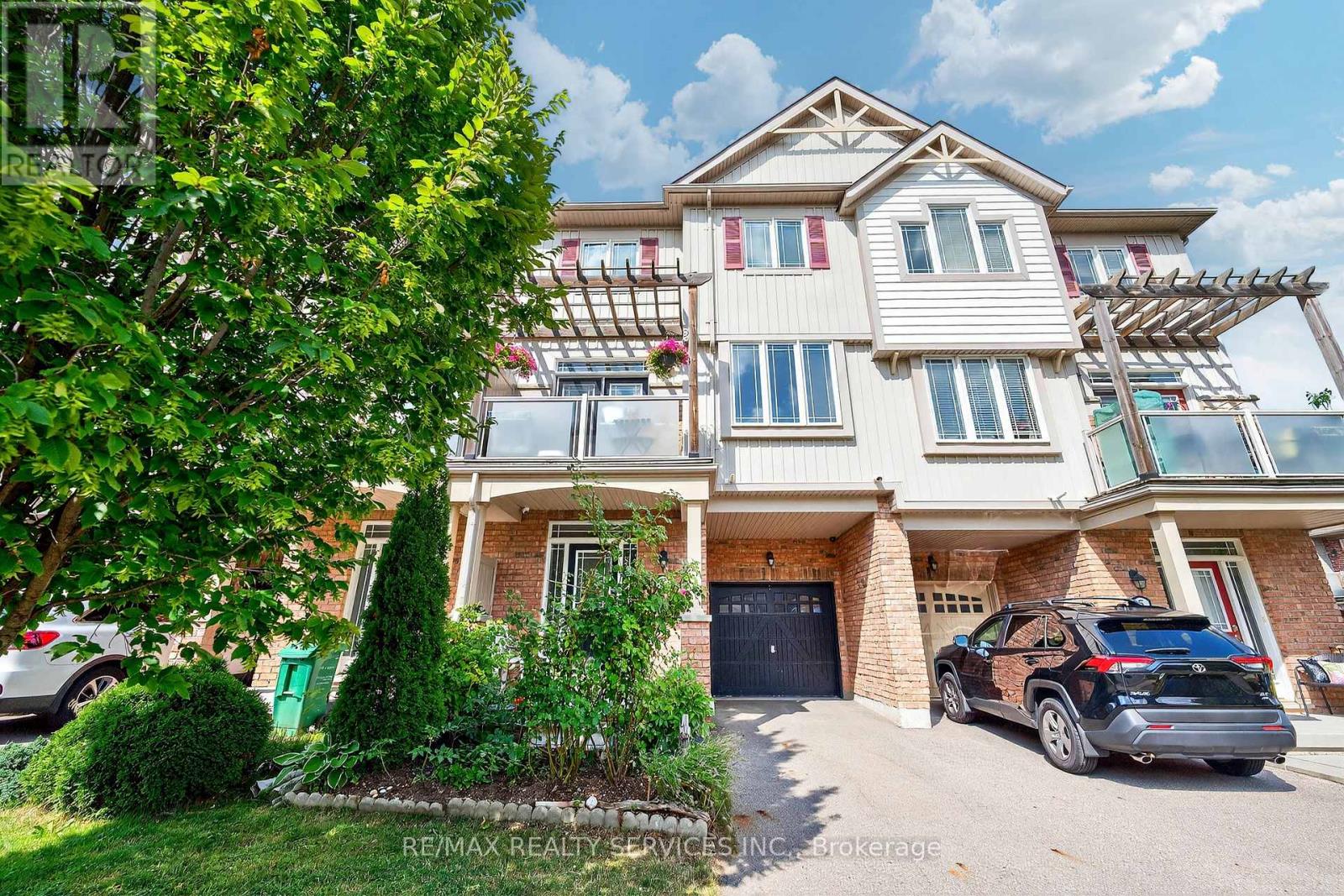 7 Alnwick Avenue, Caledon, Ontario  L7C 3P5 - Photo 1 - W12421379