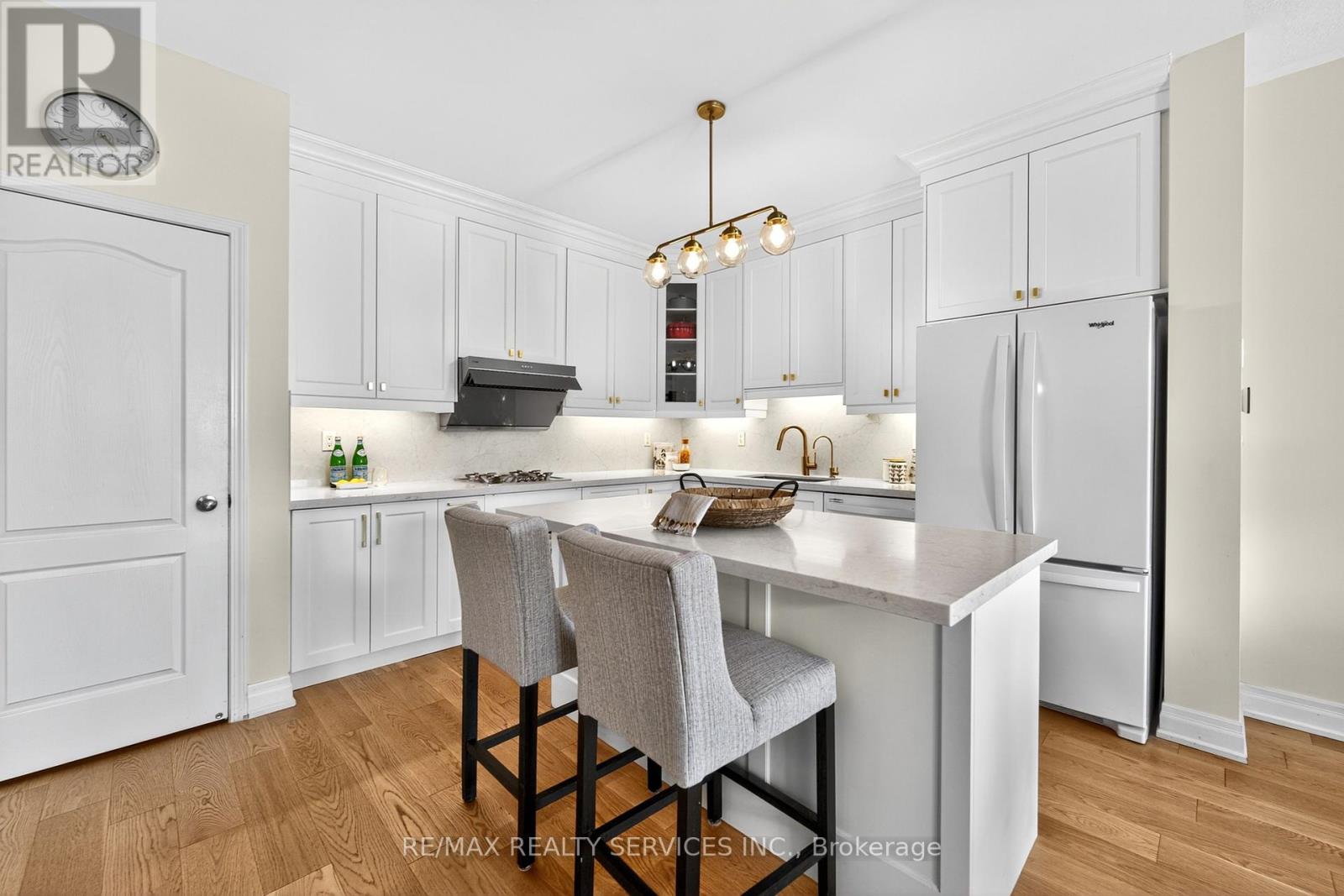 7 Alnwick Avenue, Caledon, Ontario  L7C 3P5 - Photo 16 - W12421379