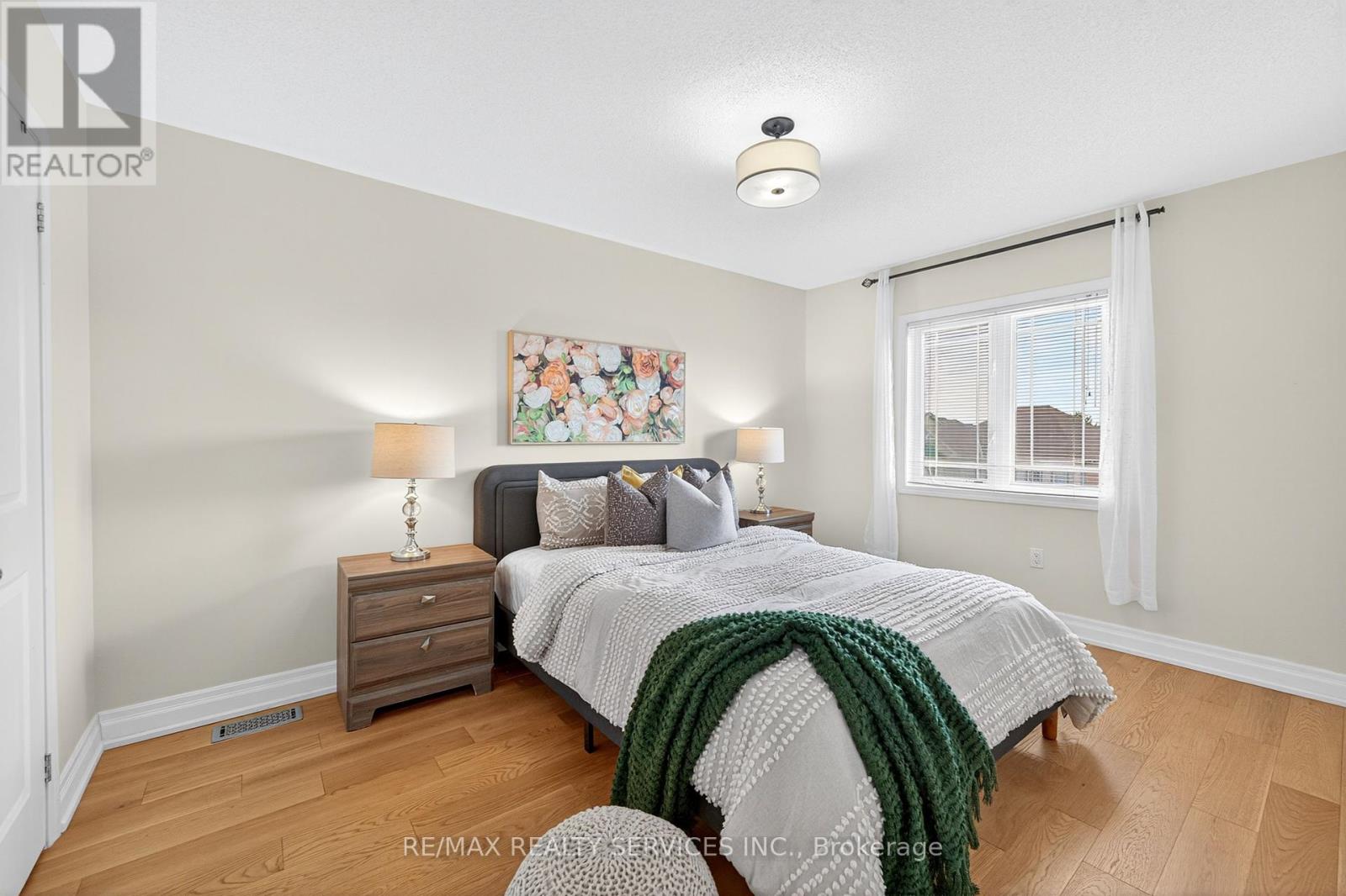 7 Alnwick Avenue, Caledon, Ontario  L7C 3P5 - Photo 27 - W12421379