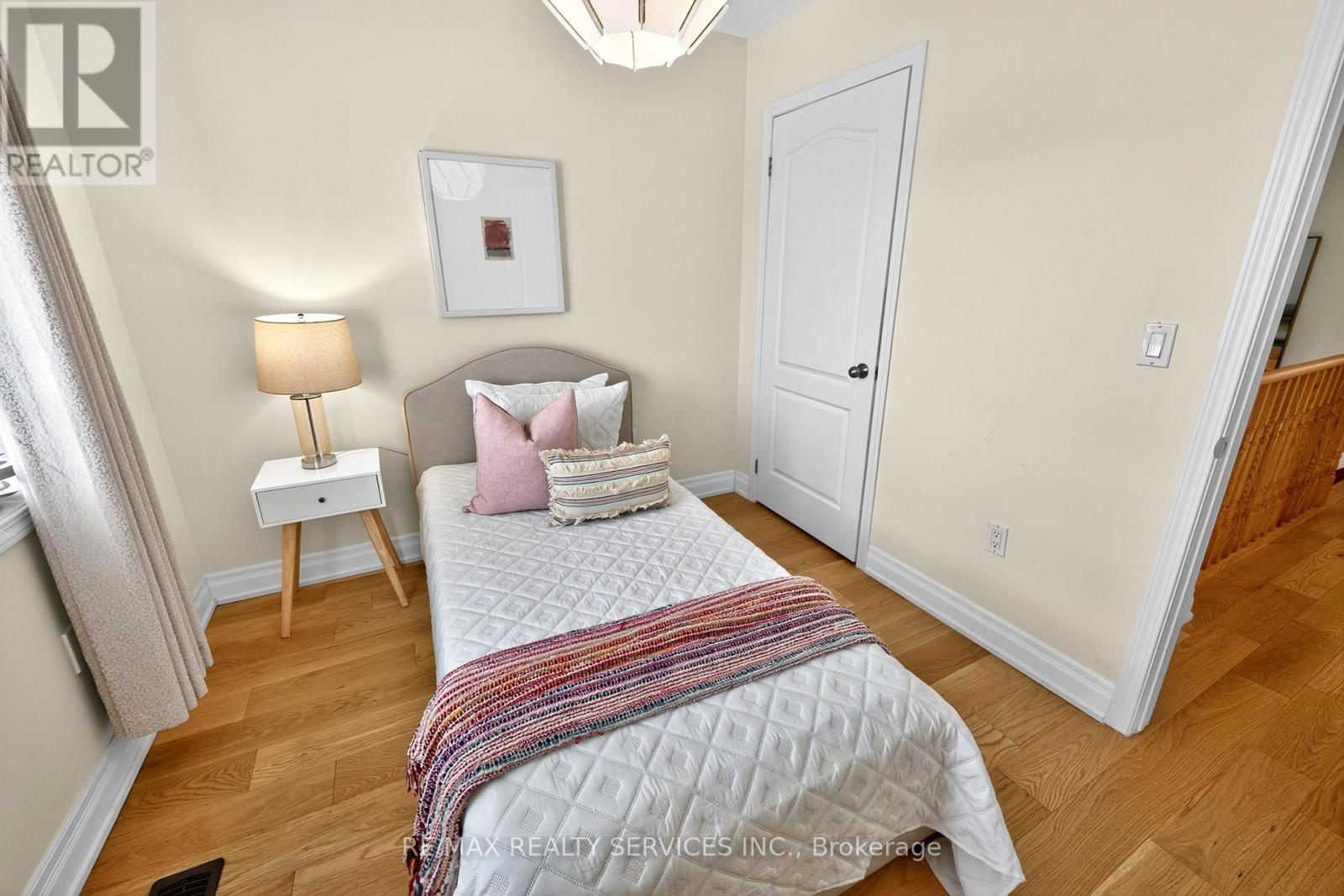 7 Alnwick Avenue, Caledon, Ontario  L7C 3P5 - Photo 30 - W12421379