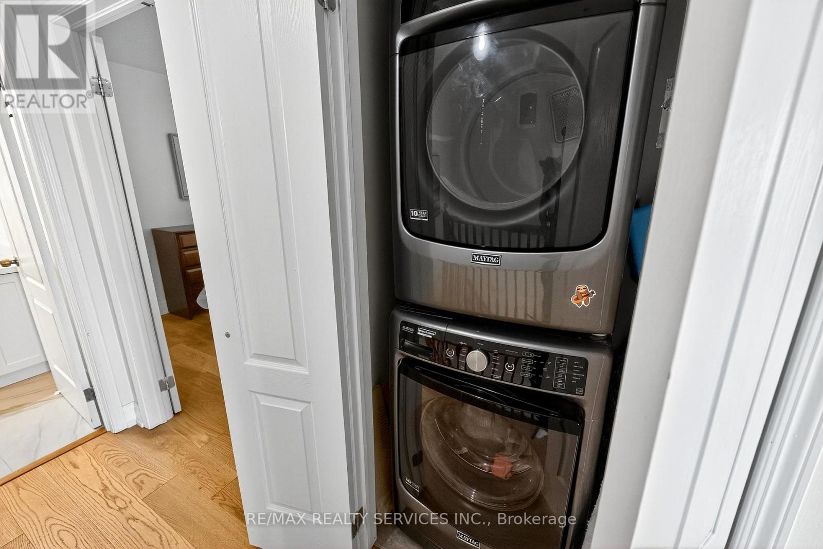 7 Alnwick Avenue, Caledon, Ontario  L7C 3P5 - Photo 32 - W12421379