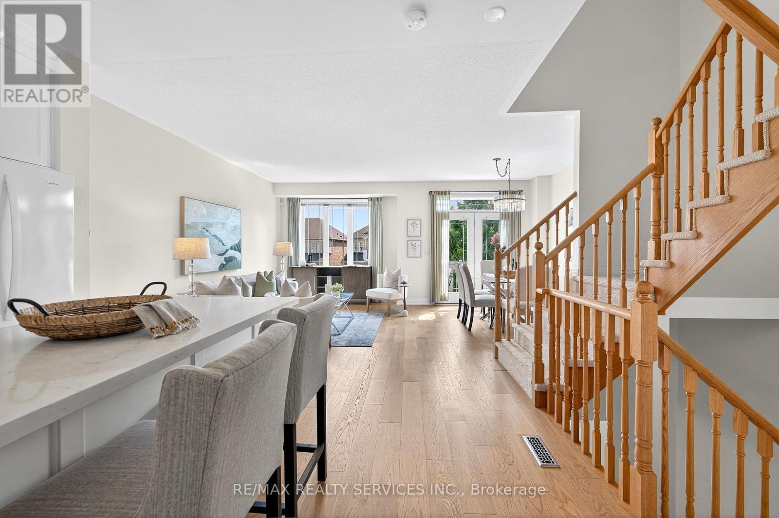 7 Alnwick Avenue, Caledon, Ontario  L7C 3P5 - Photo 8 - W12421379