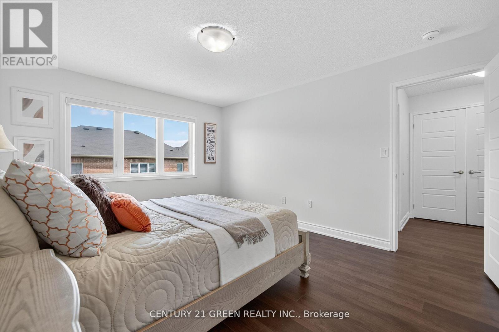 118 Bond Head Court, Milton, Ontario  L9T 7K6 - Photo 25 - W12421394