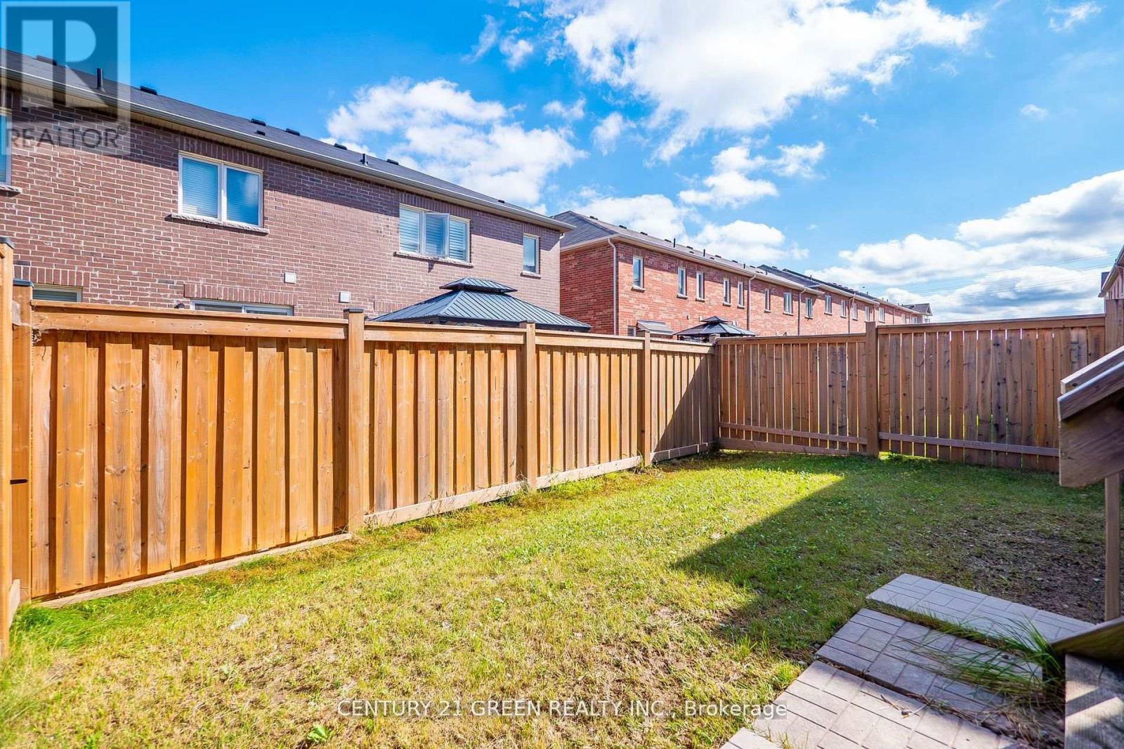 118 Bond Head Court, Milton, Ontario  L9T 7K6 - Photo 39 - W12421394