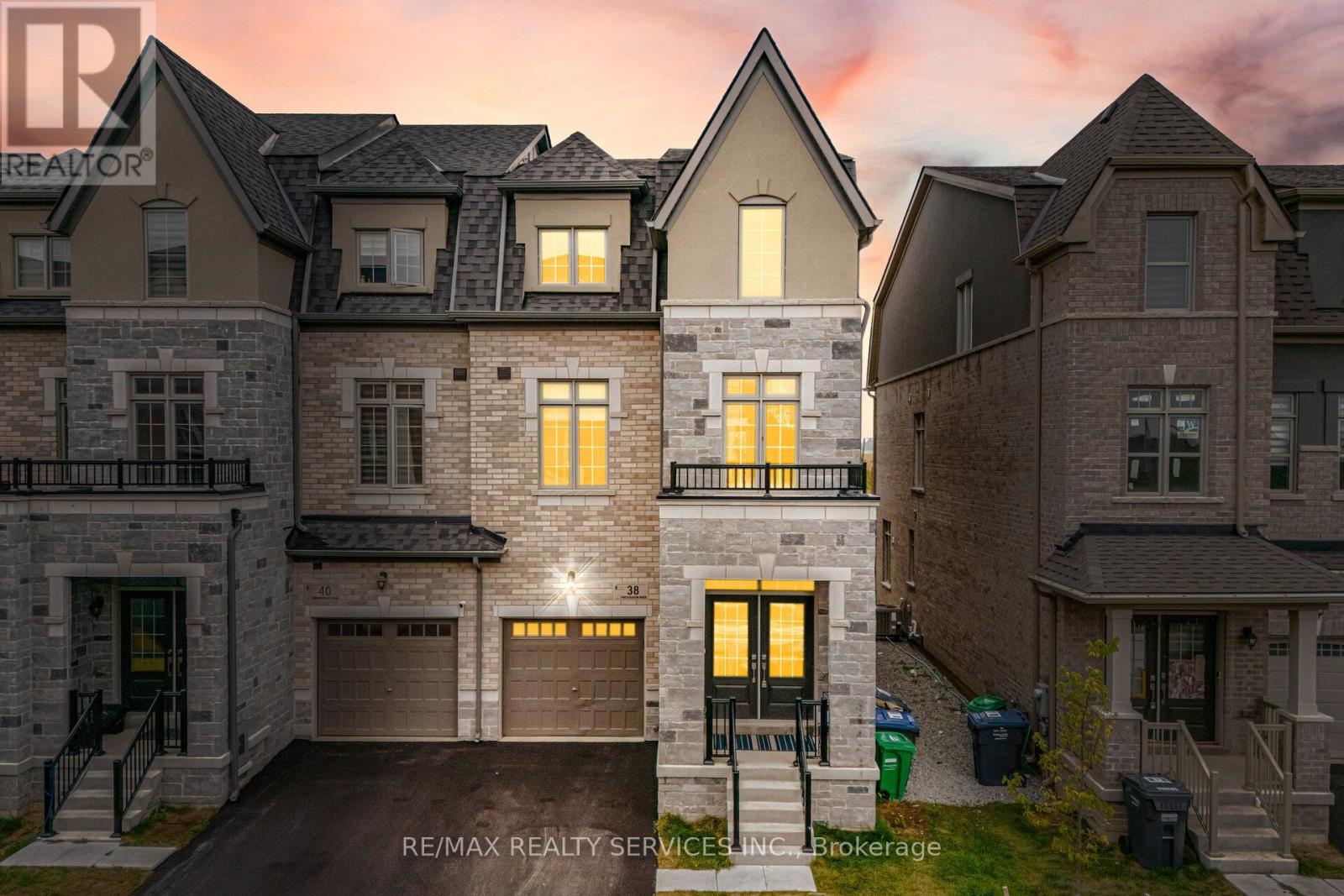 38 FOXSPARROW ROAD, Brampton, Ontario