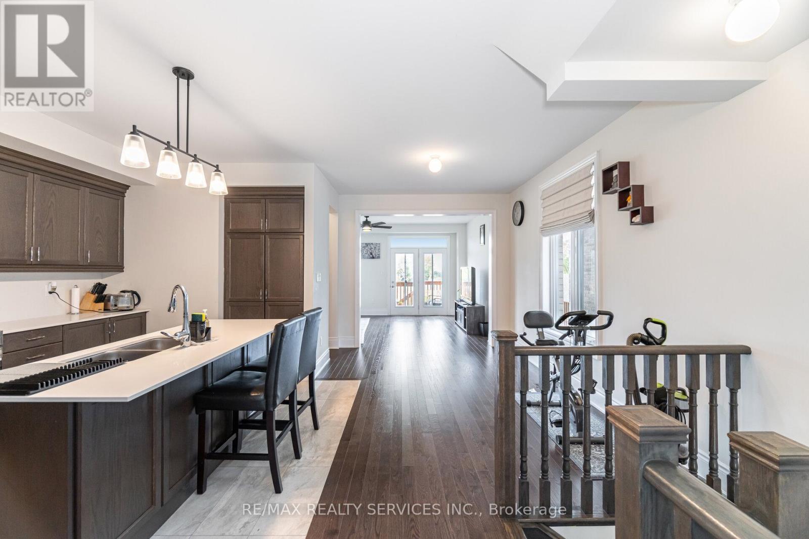 38 Foxsparrow Road, Brampton, Ontario  L6V 3P5 - Photo 17 - W12421397
