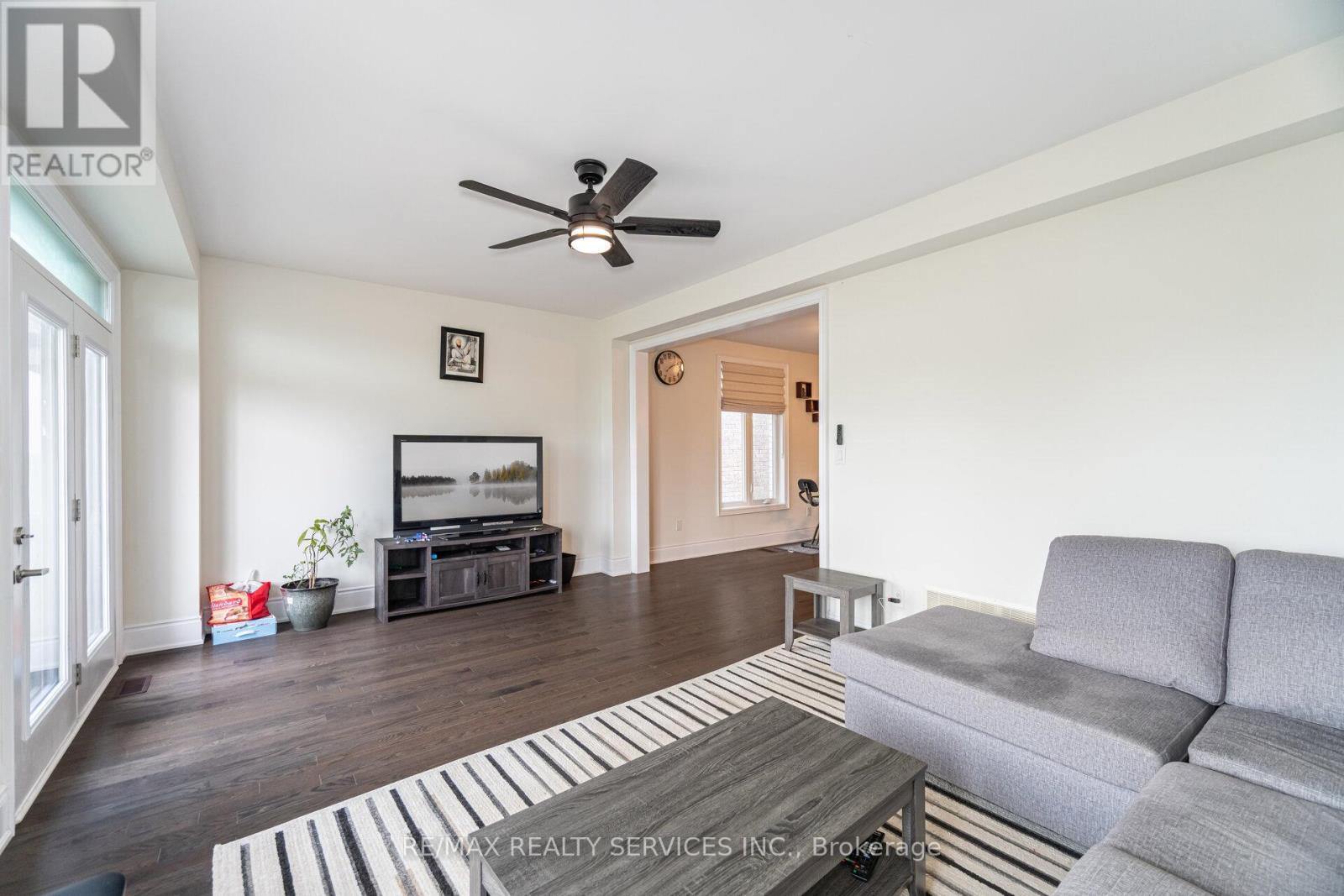 38 Foxsparrow Road, Brampton, Ontario  L6V 3P5 - Photo 24 - W12421397