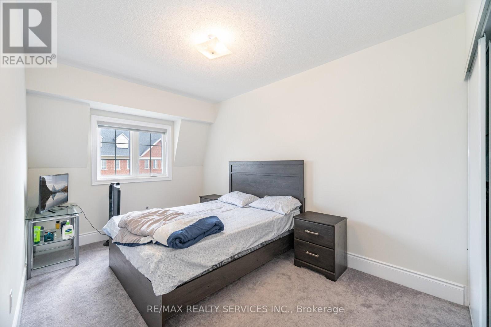 38 Foxsparrow Road, Brampton, Ontario  L6V 3P5 - Photo 36 - W12421397