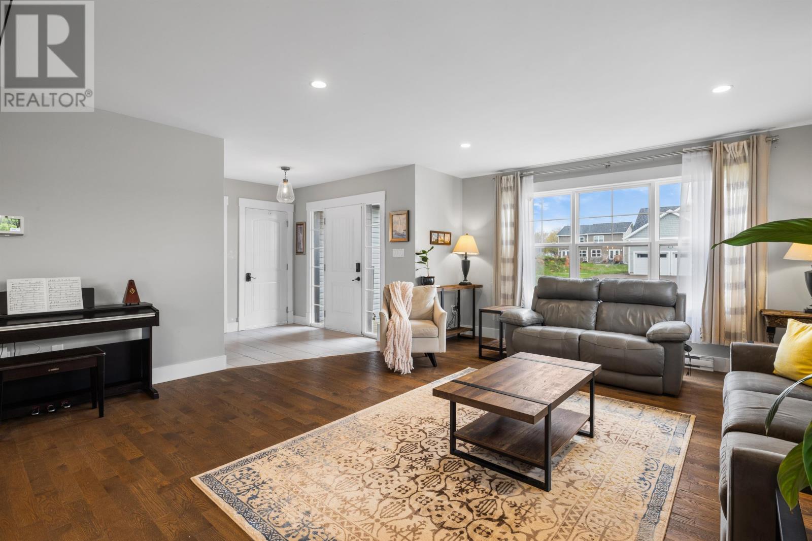 90 Essex Crescent, Charlottetown, Prince Edward Island  C1E 0G8 - Photo 7 - 202524093