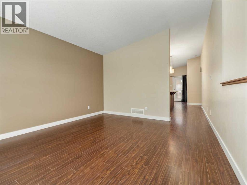 Property at 57 Mt Sundance Road W image 5