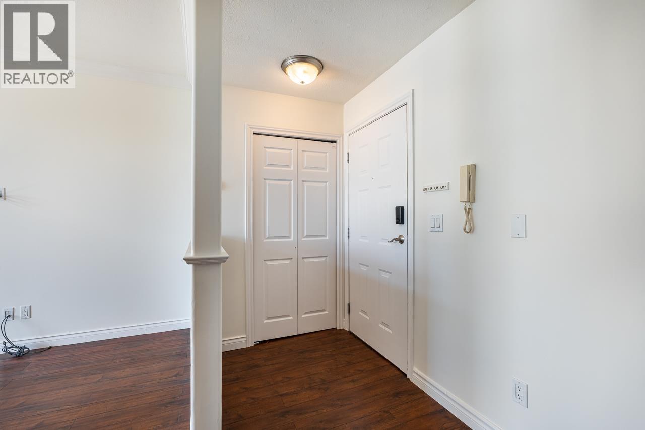 402 20556 113 Avenue, Maple Ridge, British Columbia  V2X 1Z3 - Photo 3 - R3043936
