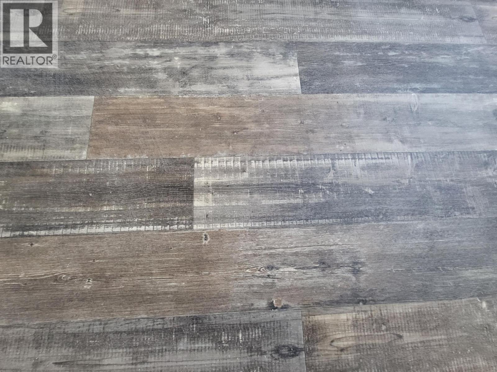 29 Wilderness Heights Drive, Elkford, British Columbia  V0B 1H0 - Photo 17 - 2479661