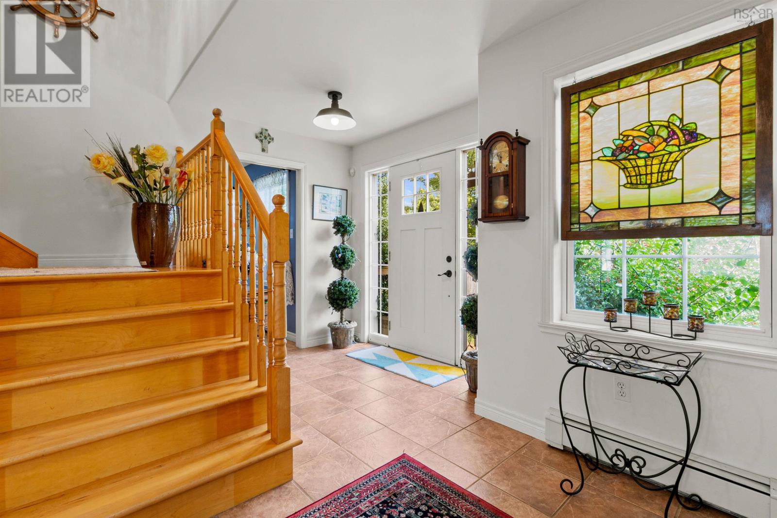 Property at 122 Honeysuckle Road image 3