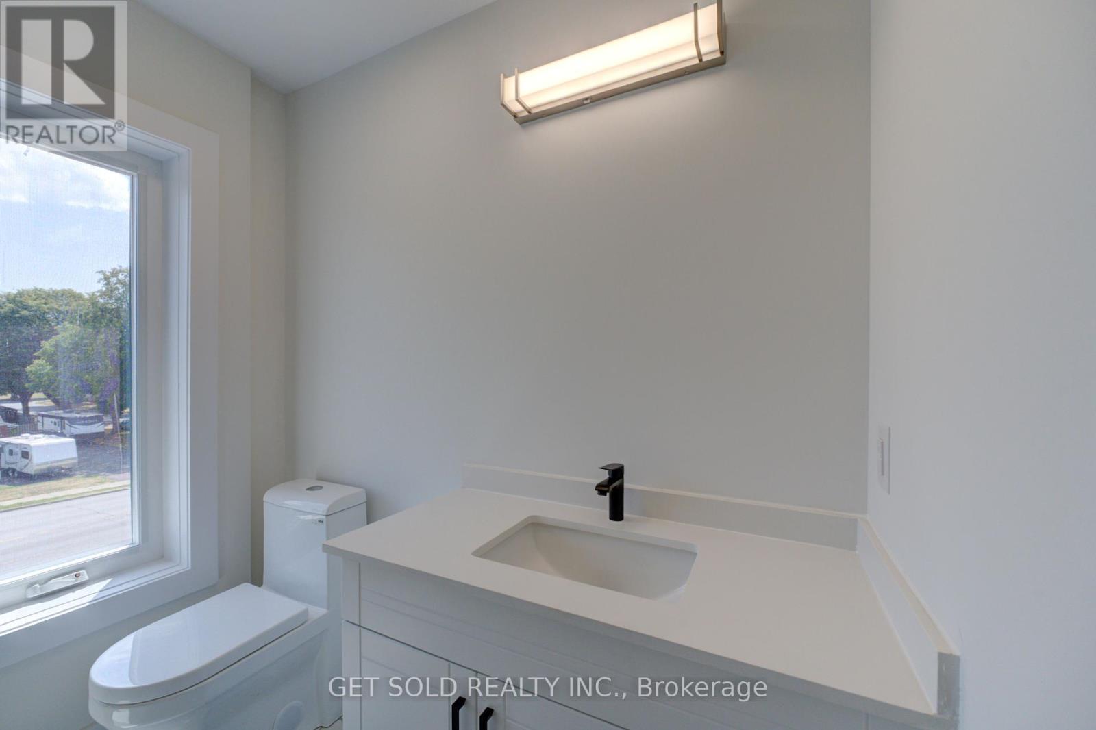 12 - 6701 Thorold Stone Road, Niagara Falls, Ontario  L2J 1B3 - Photo 24 - X12421263