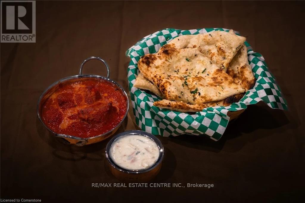179 King Street W, Kitchener, Ontario  N2G 1A7 - Photo 12 - X12421272