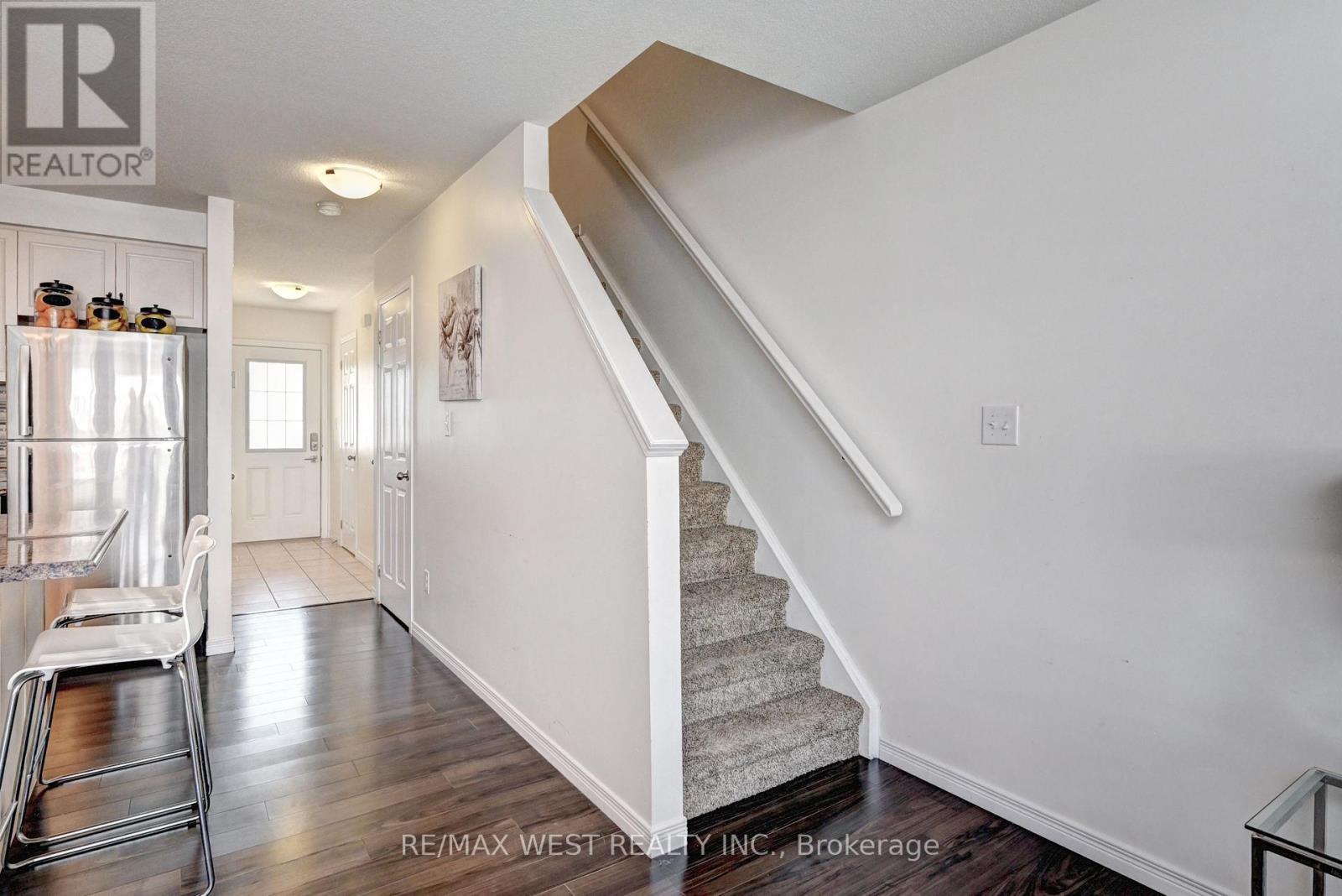 21 Machado Street, Kitchener, Ontario  N2R 0C1 - Photo 19 - X12421277