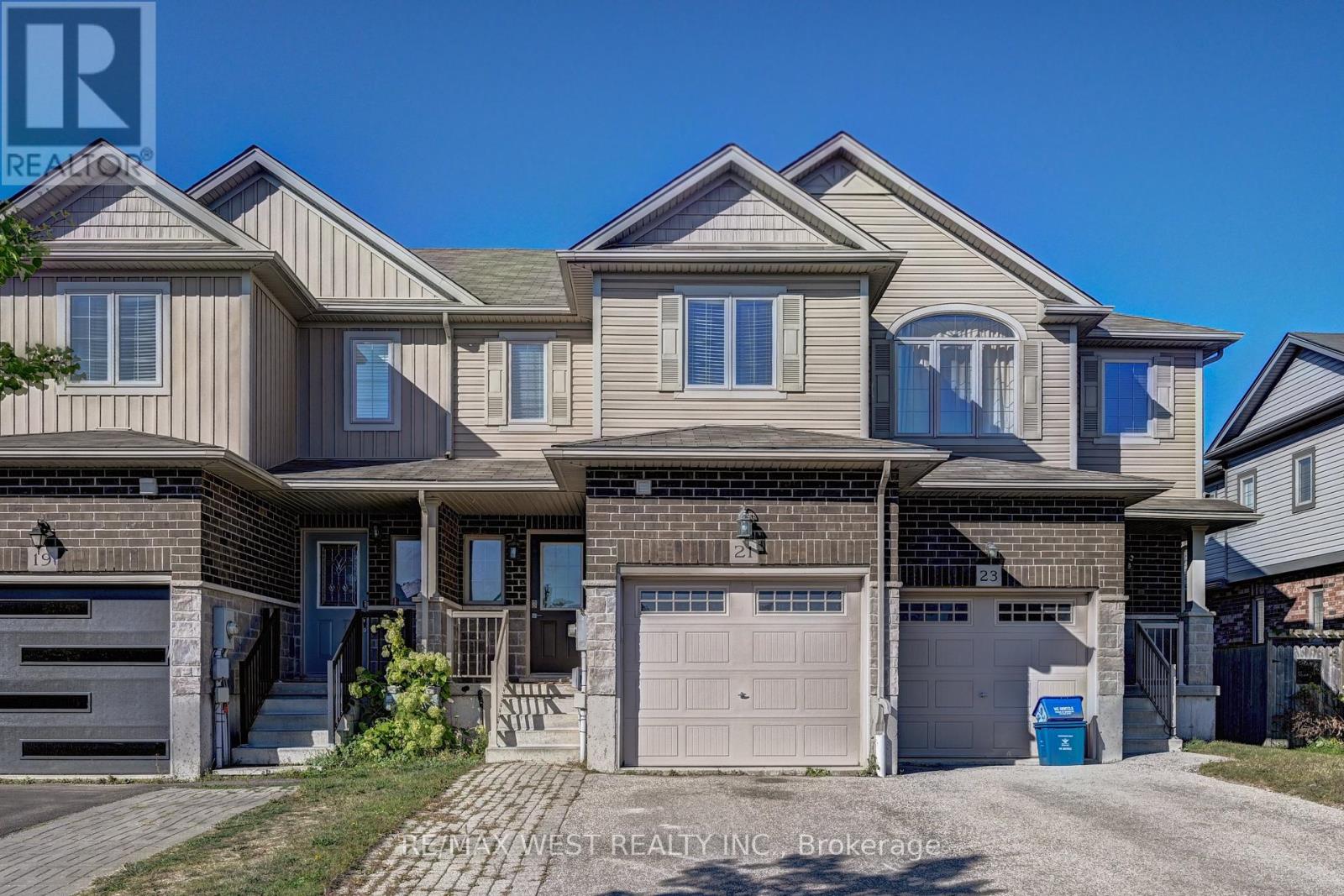 21 Machado Street, Kitchener, Ontario  N2R 0C1 - Photo 2 - X12421277