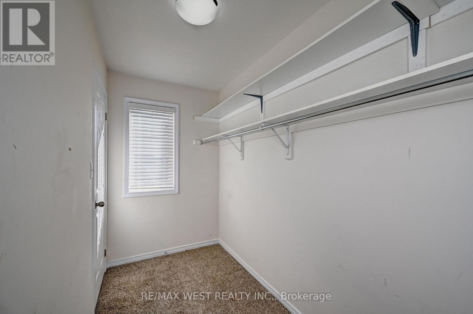 21 Machado Street, Kitchener, Ontario  N2R 0C1 - Photo 28 - X12421277