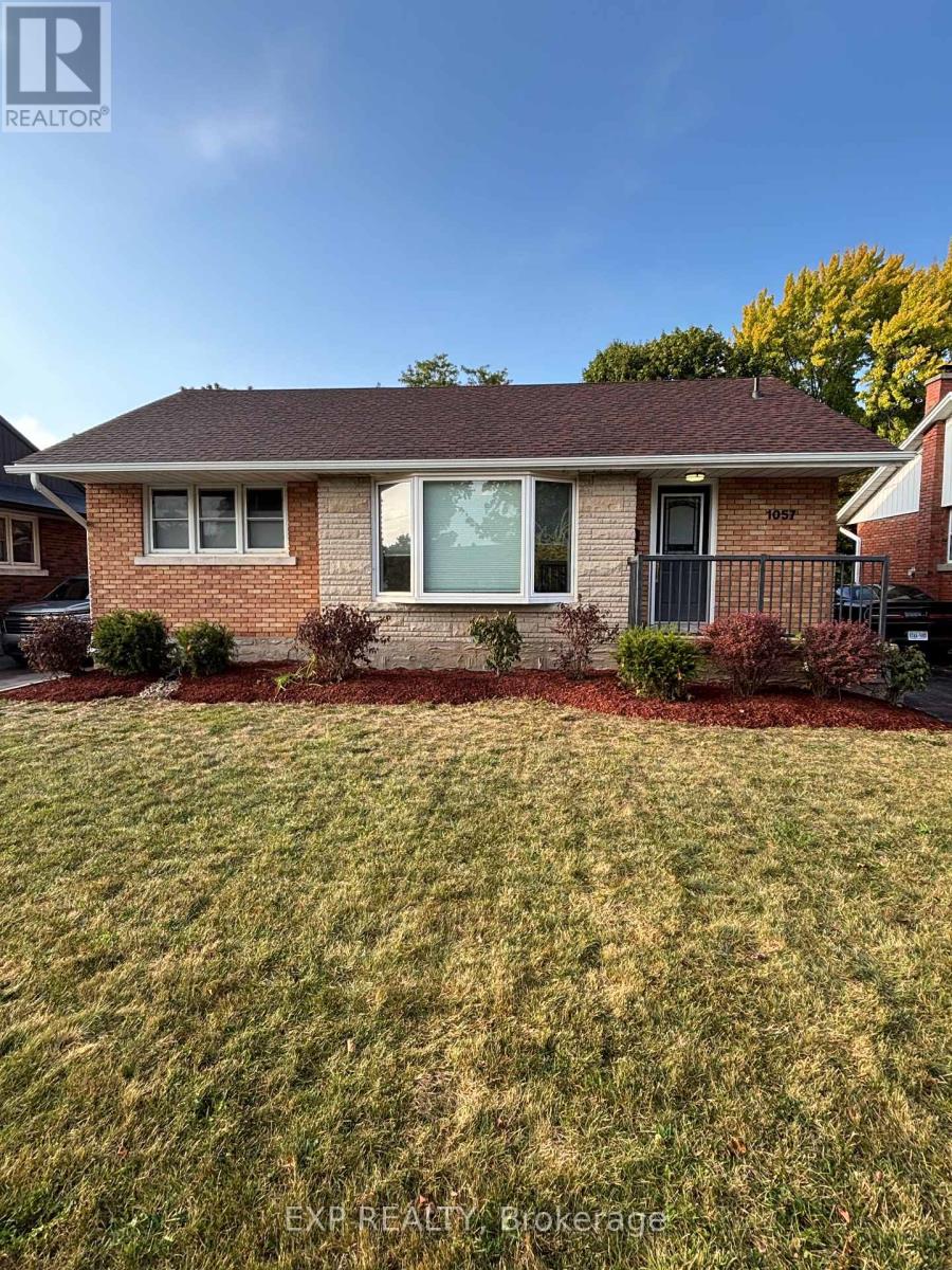 1057 Clare Avenue, Cambridge, Ontario  N3H 2E2 - Photo 1 - X12421325