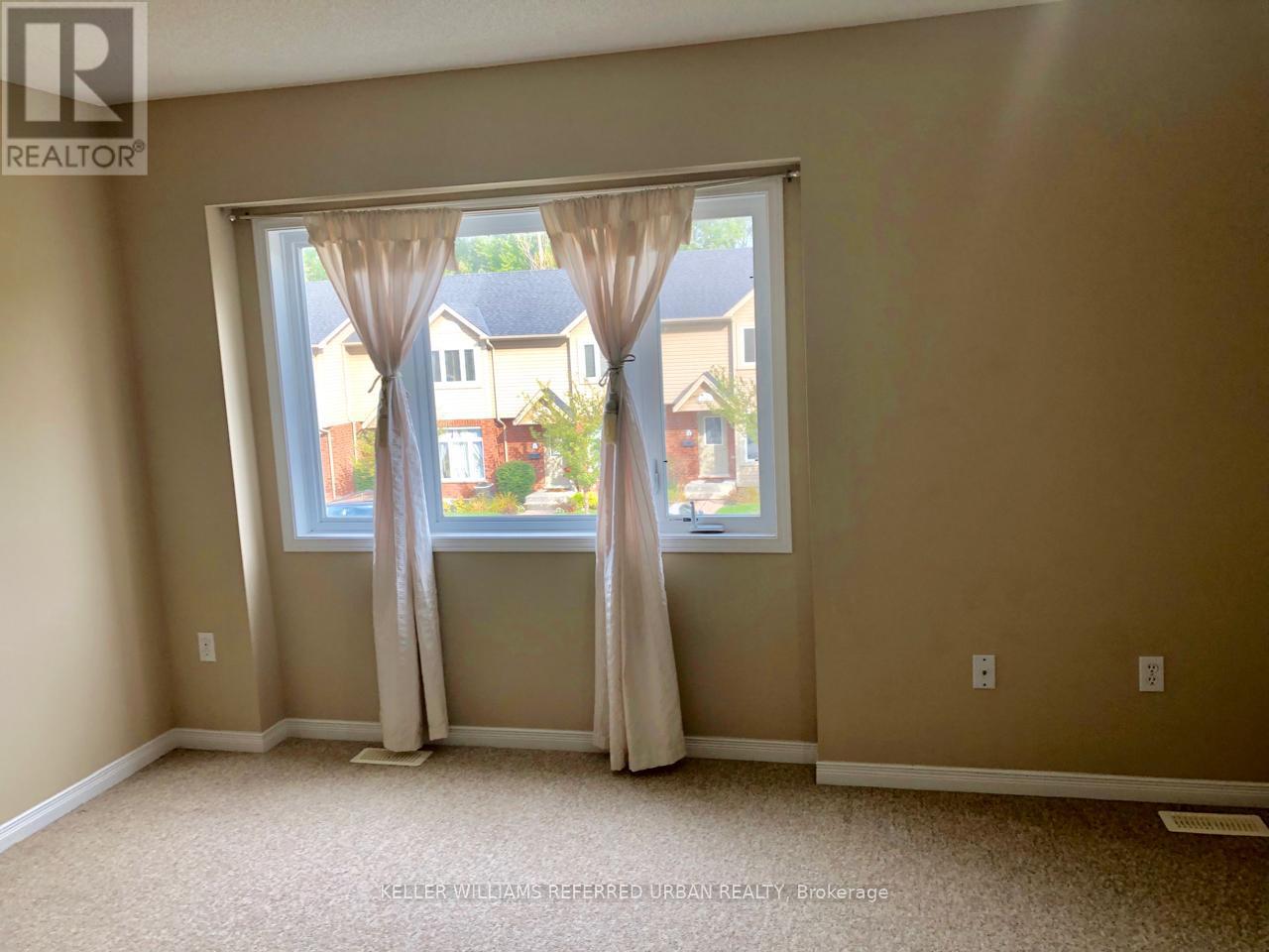40 - 780 Fanshawe Park Road, London North, Ontario  N5X 1L5 - Photo 6 - X12421333