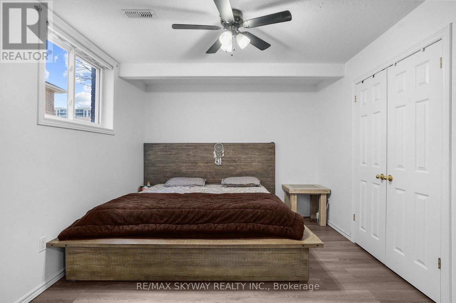 8 Bradley Lane, Brant, Ontario  N3T 6R5 - Photo 26 - X12421336